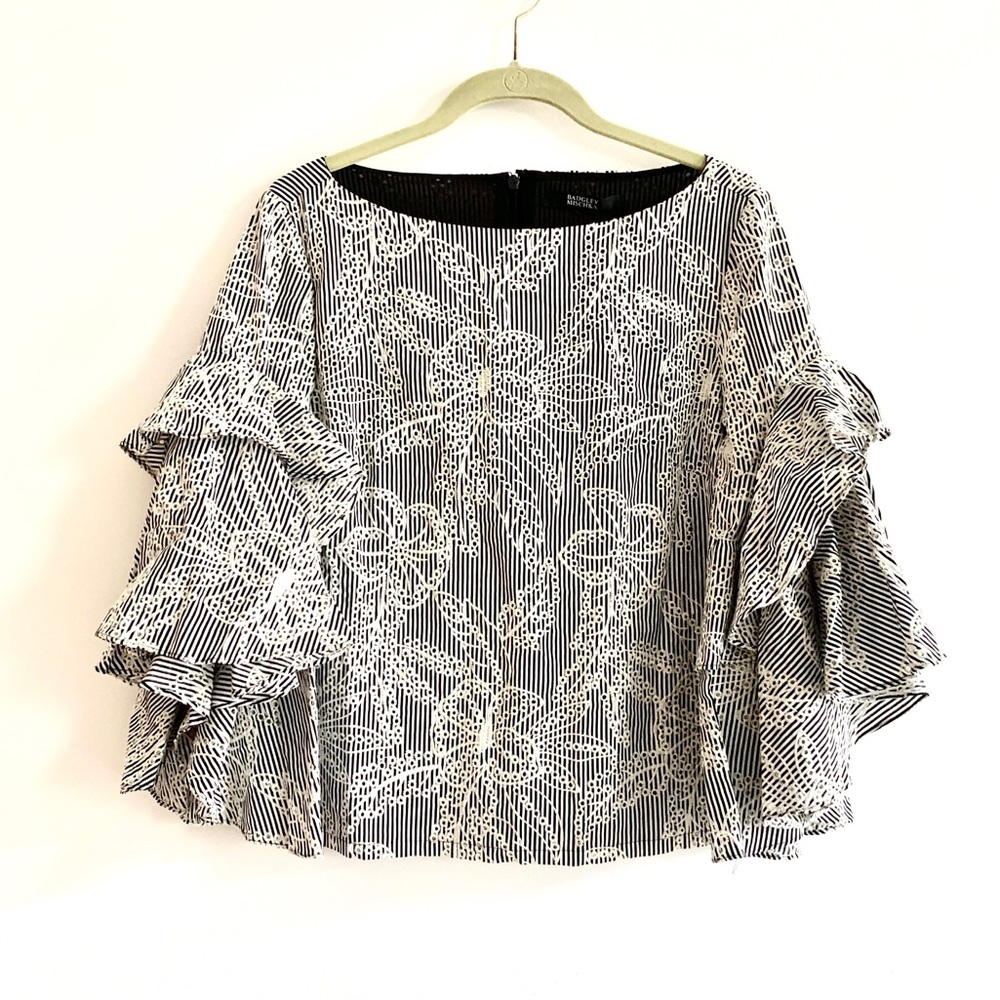 NWT BADGLEY MISCHKA Ruffled Bell Sleeve Top